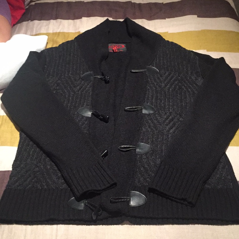 NWOT black and gray sweater